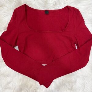 NWOT Maroon red cropped long sleeve top